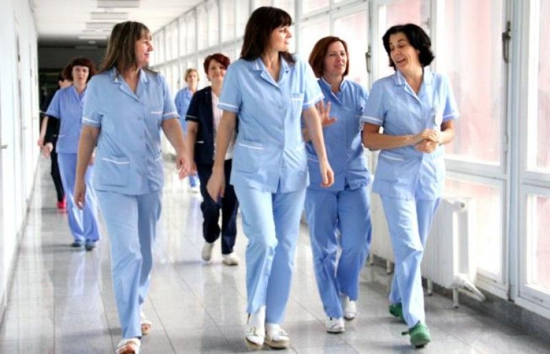 Komora medicinskih sestara upozorava na marginalizaciju medicinskih sestara u domovima